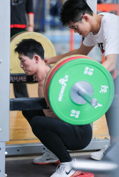 九游娱乐棋盘中的策略与对抗